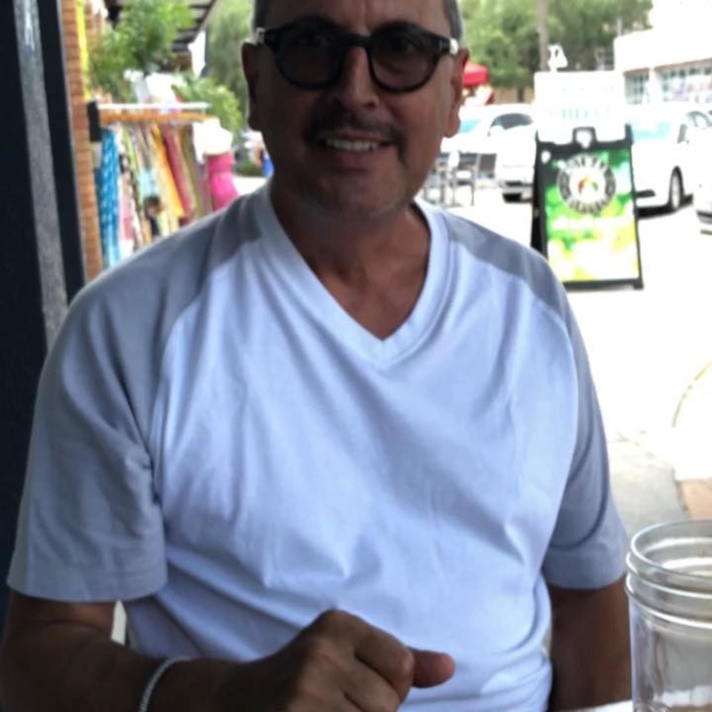 Meet your Posher, Armando